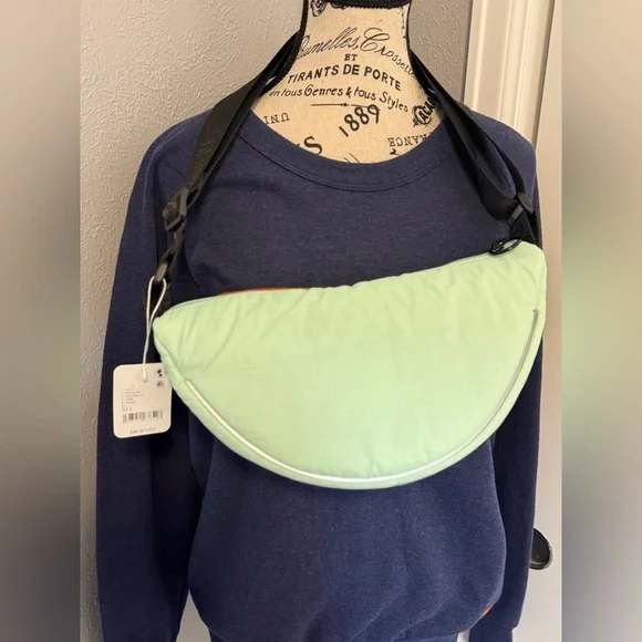 NWT FP Movement Bulls Eye Sling Crossbody - Picture 3 of 10